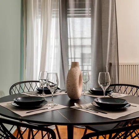 Houseloft Duomo Retreat Saloniki